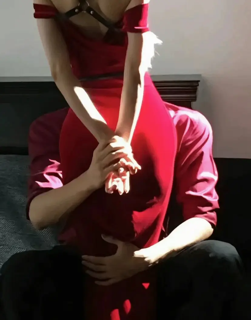 西檬之家-圣水是什么意思？BDSM圈术语解读
